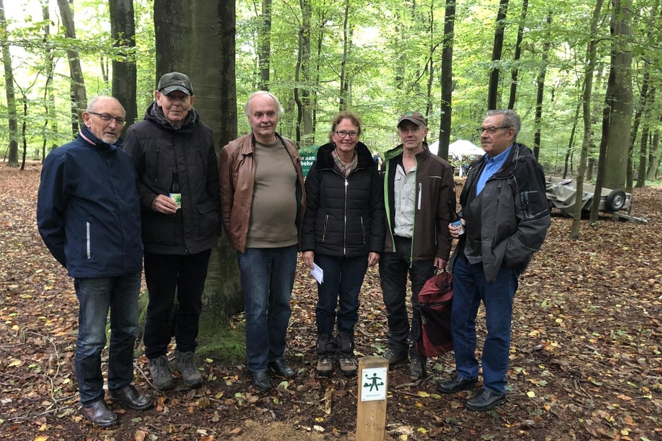 De Bosgroep Zuiderkempen nodigde de boseigenaars uit voor een dankwoordje, uiteraard in het bos.