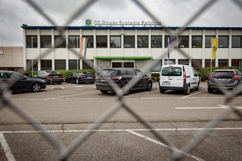 CG Powers Systems, nu nog een leegstaande fabriek. Binnenkort heet ze opnieuw Pauwels.