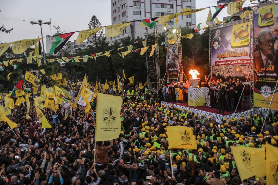 Palestijnse aanhangers van Fatah tijdens een bijeenkomst.
