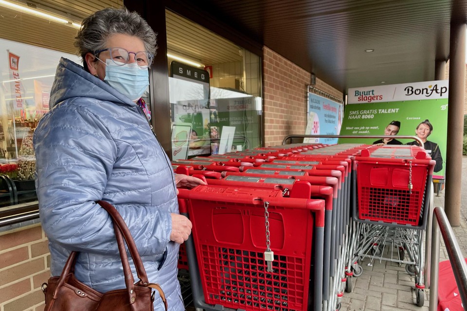 Gerda Van Asch vindt het ontbreken van een supermarkt een spijtige zaak voor de inwoners van Grasheide. 