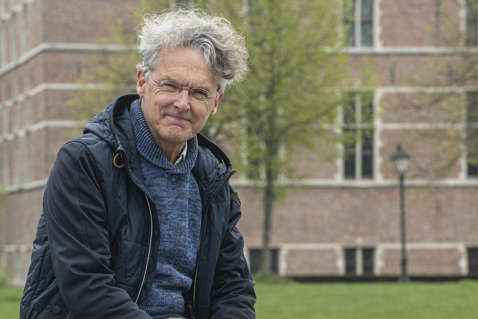 In mei 2019 raakte Pelckmans, die net geen twintig jaar directeur was van de Warande, vanop de lijst van Groen verkozen voor het Vlaams Parlement.