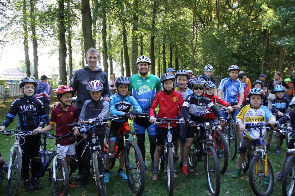 Bart zet zich in voor de komende generatie veldrijders.