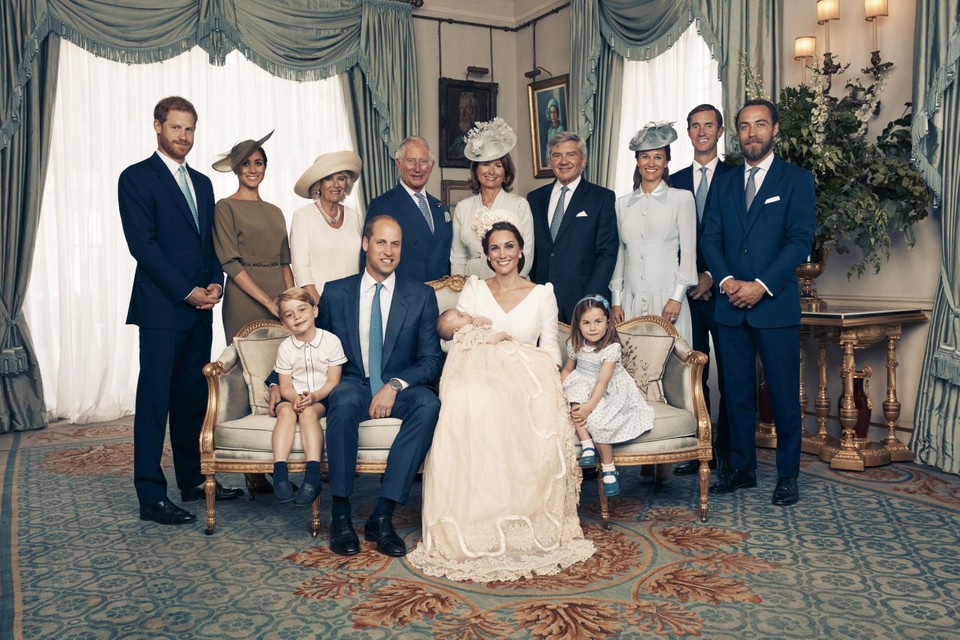 Met de familie bij de doop van prins Louis in 2018.