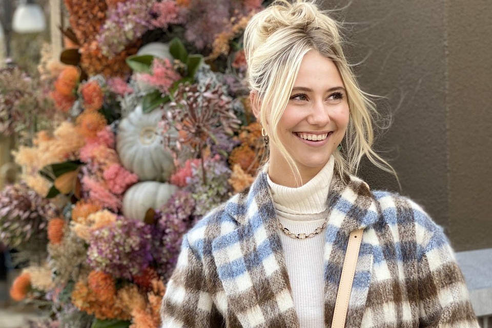 Celine Van Ouytsel, ‘s lands mooiste in 2021, is zaterdag te zien op de catwalk in Herentals en dit weekend als influencer in Turnhout.