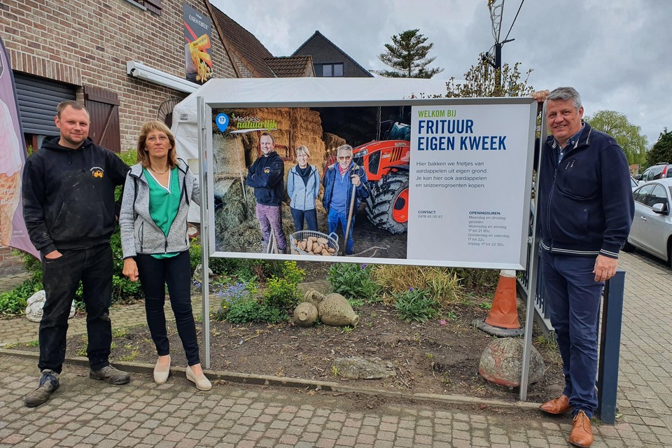 Zes lokale landbouwbedrijven uit het netwerk ‘Mechels Natuurlijk’ kregen een infobord.