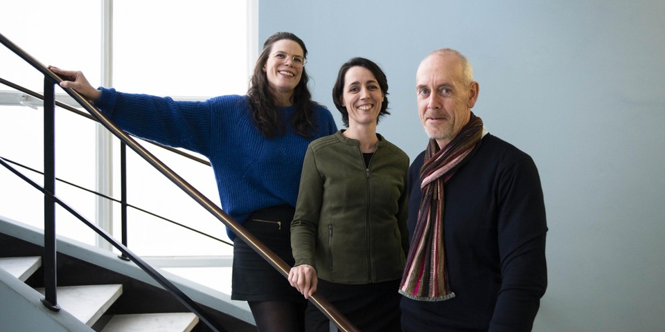 De drie Antwerpse stadsmariniers, van links af: Julie De Vos, An Van Mieghem en Felix Van Roost. Volgens burgemeester Bart De Wever geen superhelden.