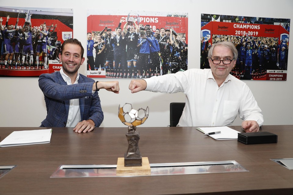 Guillaume Collard (links) met Pierre François van de Pro League.
