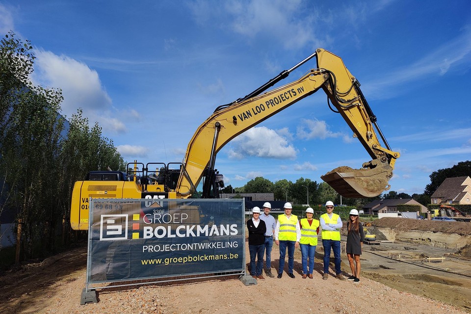 Groep Bolckmans gaf samen met de architect en het bouwteam het startschot van het woonrproject Bruegel aan de Wechelsebaan in Lille.