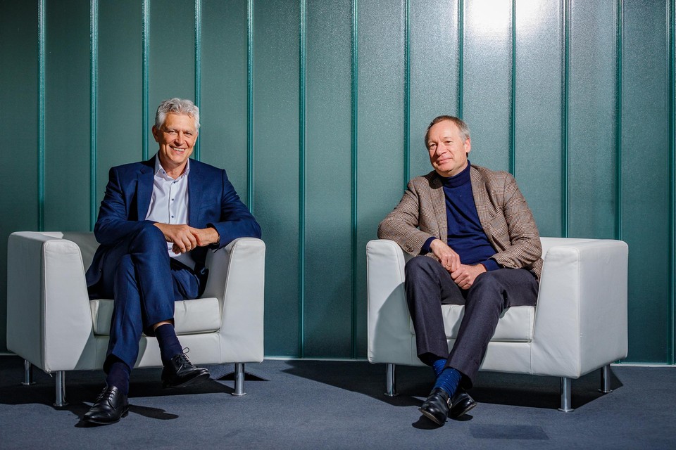 Peter Roelens van de Antwerpse Investeringsgroep LinqUp en algemeen directeur van Xdroid Gerry De Graaf.