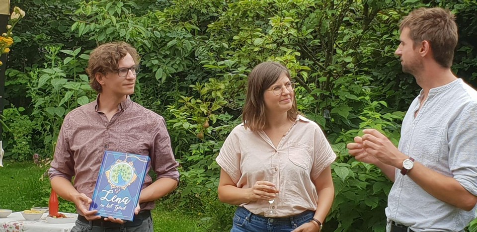 Erik, Lise en Wim bij de presentatie van hun boek.