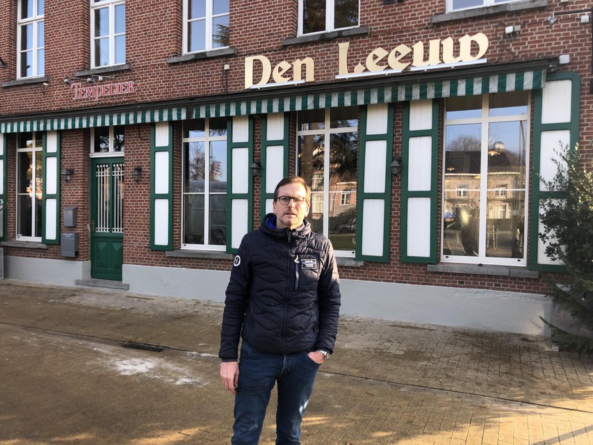 Georgy Richard is de gloednieuwe uitbater van de authentieke dorpskroeg Den Leeuw in hartje Kasterlee. 