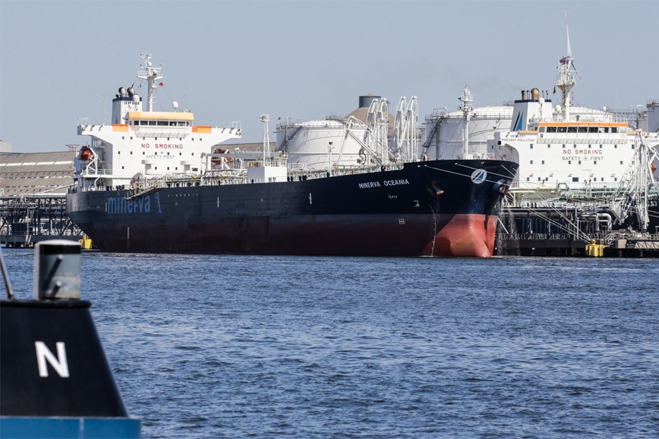 De Minerva Oceania ligt tot 4 juli in quarantaine. 