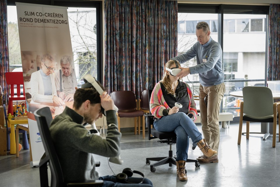 De VR-brillen worden voorlopig enkel gebruikt bij opleidingen voor zorgkundigen.