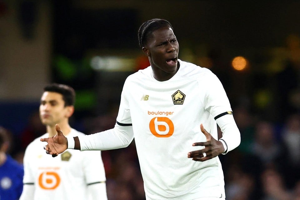 De 20-jarige Amadou Onana is ‘hot’ op de transfermarkt. 