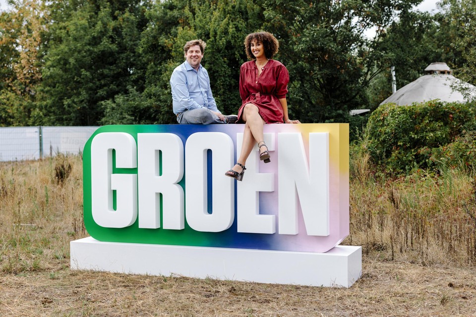 Groen-voorzitters Jeremie Vaneeckhout en Nadia Naj.