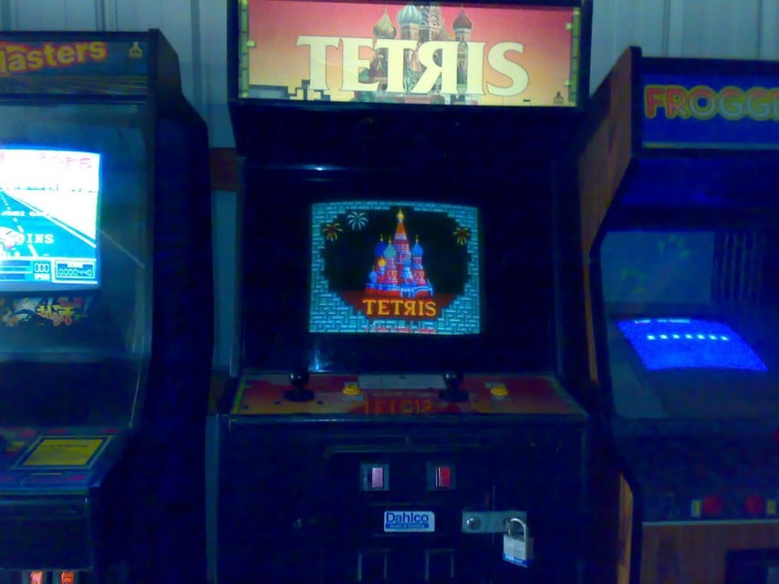 Videospelletjes zoals ‘Tetris’ kon men vanaf de jaren 80 voor het eerst op de kermis spelen. Ze verdwenen met opkomst van de computer. 