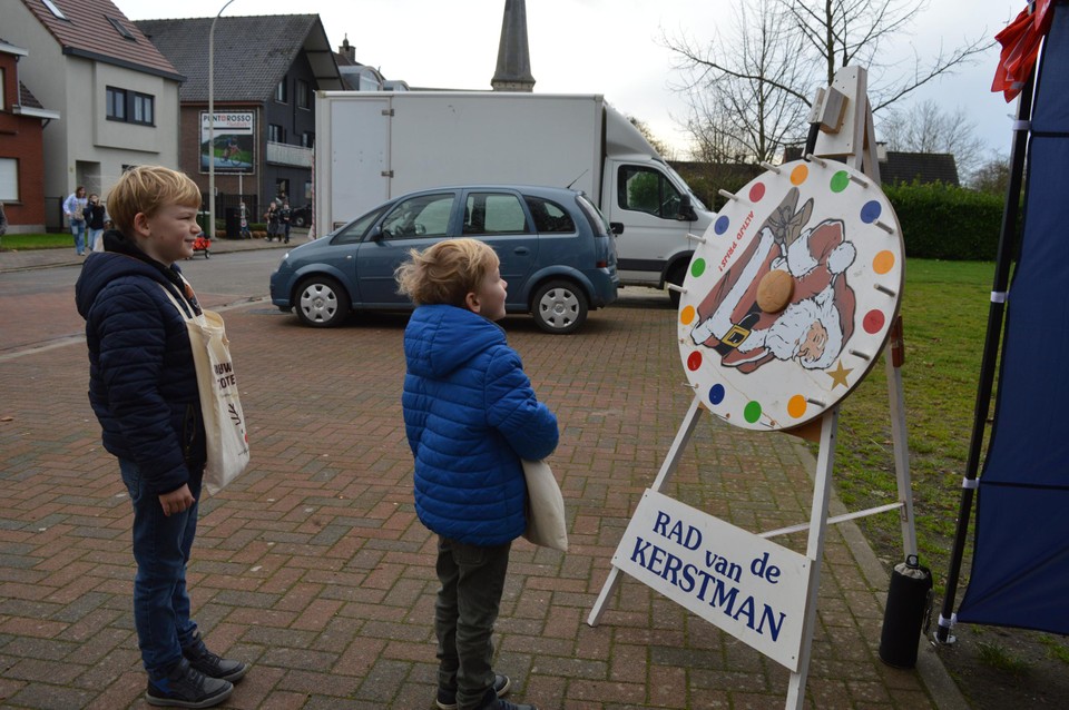 Het Rad van de Kerstman van de KLJ in Pulderbos had succes.