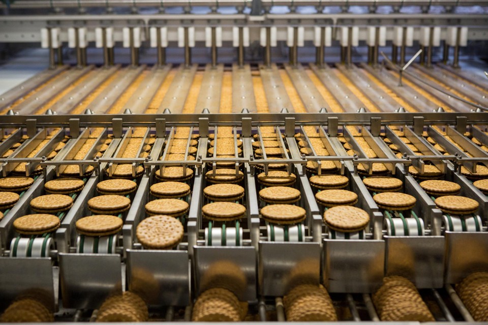In de koekjesfabriek in Herentals worden onder andere Prince, TUC en PiM’s gemaakt.