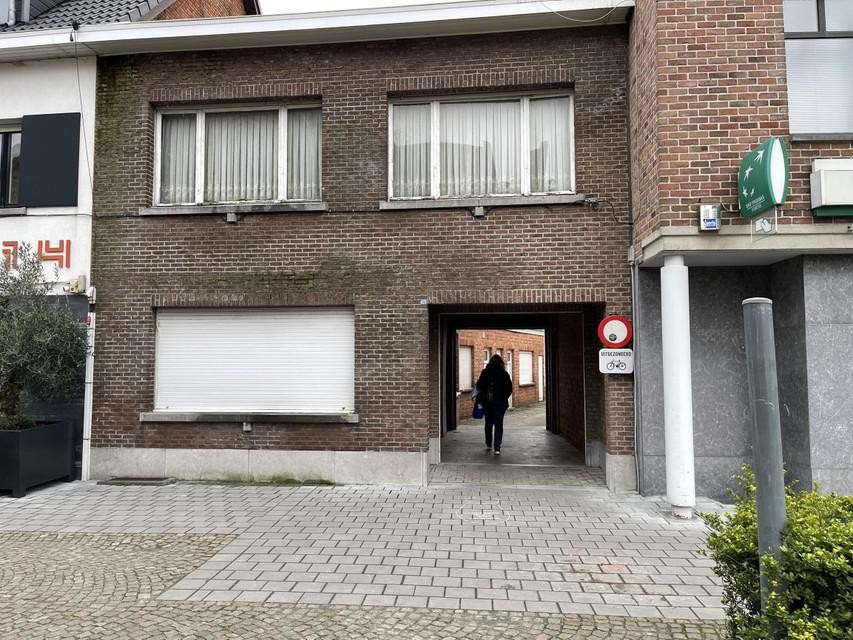 De woning aan Kerkstraat 13 in Nijlen zal na jaren leegstand afgebroken worden. 