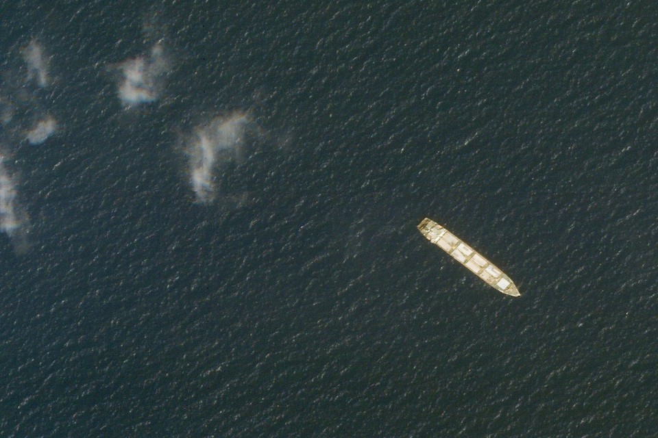 Satellietfoto van de Saviz. Volgens Iran gaat het om een “niet-militair schip dat piraten bestrijdt”. 