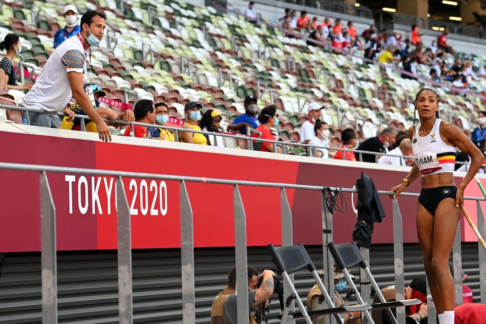 Michael Van der Plaetsen viel al heel even in als gelegenheidscoach van Thiam op de Spelen van Tokio 2021, toen haar toenmalige coach Roger Lespagnard (vals)-positief testte even en niet mocht plaatsnemen in het stadion.  