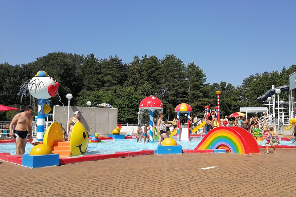 Het Netepark verstrengt de toegang tot en het toezicht op de zwembaden tijdens de zomermaanden.