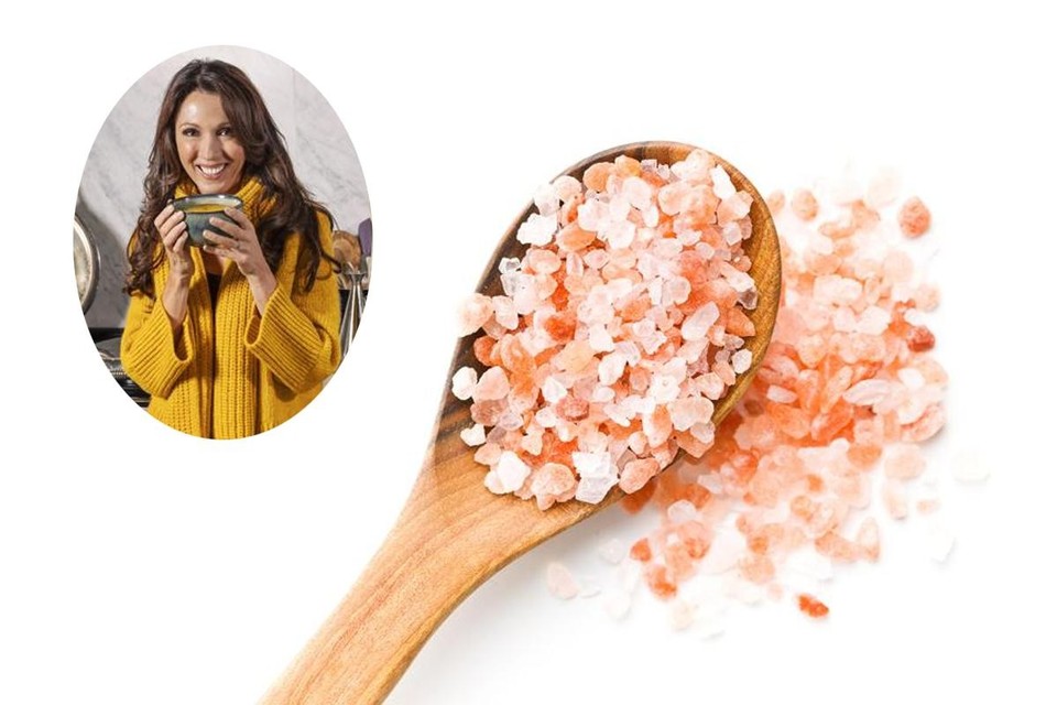 Timing is alles: Sandra Bekkari legt uit op welk moment je zout moet strooien op je ingrediënten.