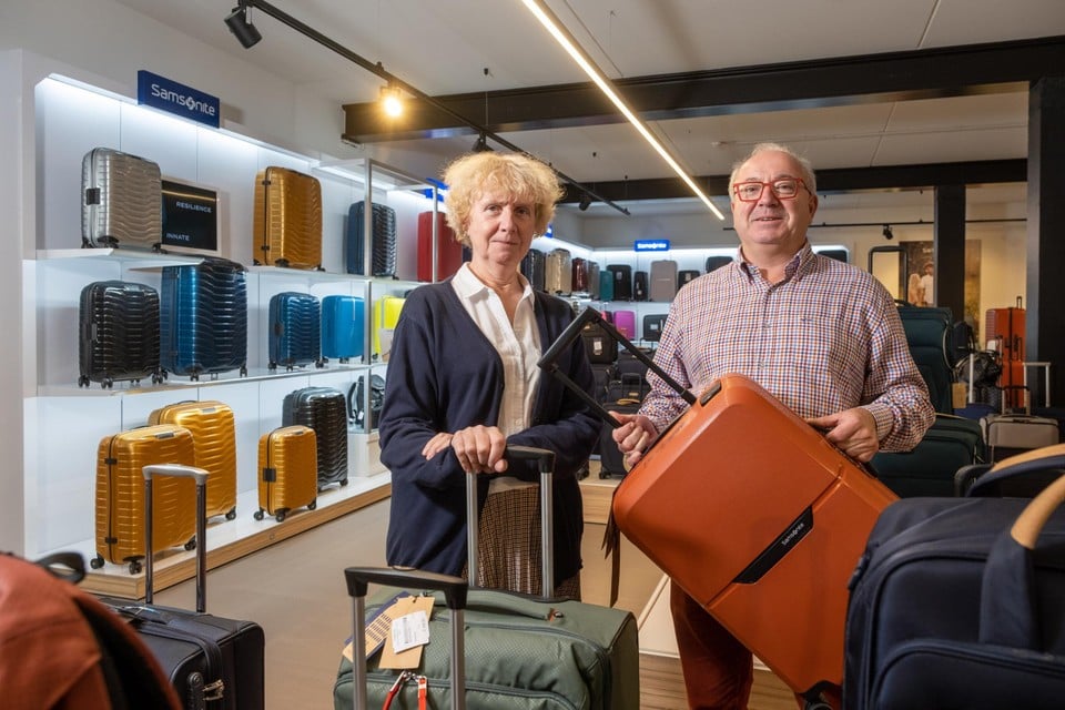 Wim D’haese en zijn echtgenote Hilde Verliefden in hun winkel in Aalst. Ze openen ook een vestiging in Mechelen. 