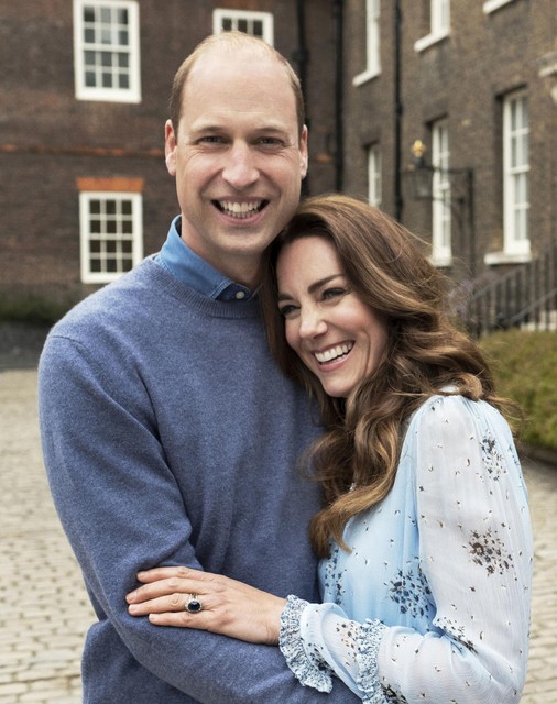 Met deze foto’s vieren William en Kate hun tiende huwelijksverjaardag.