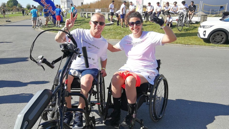 Luc Van Hooydonk en Yasmine Gielen leerden elkaar kennen op de postrevalidatie en zagen elkaar na lange tijd tijdens Run To Walk Again voor het eerst weer terug.
