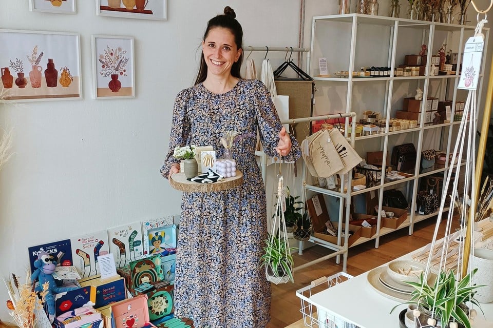 “Ik geloof nog echt in de meerwaarde van een fysieke winkel”, Nina Puls, uitbaatster van shopping shop Stiel.