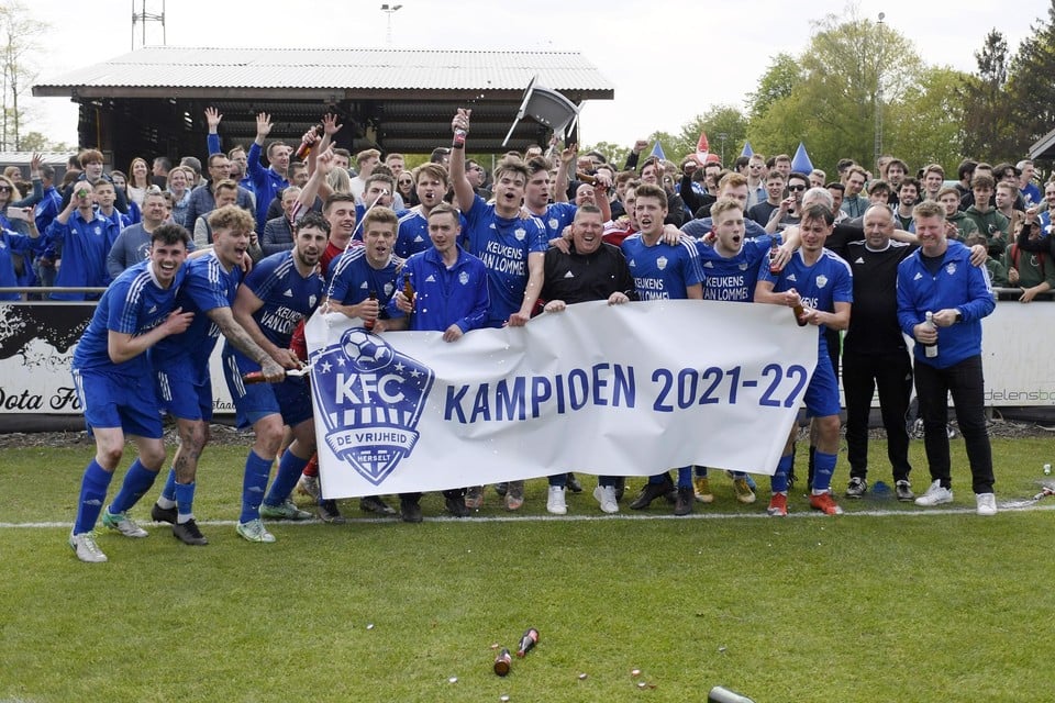 Na de 2-0-winst tegen Lentezon Beerse behaalde Herselt de titel in de tweede provinciale en promoveert het naar de hoogste provinciale reeks. 