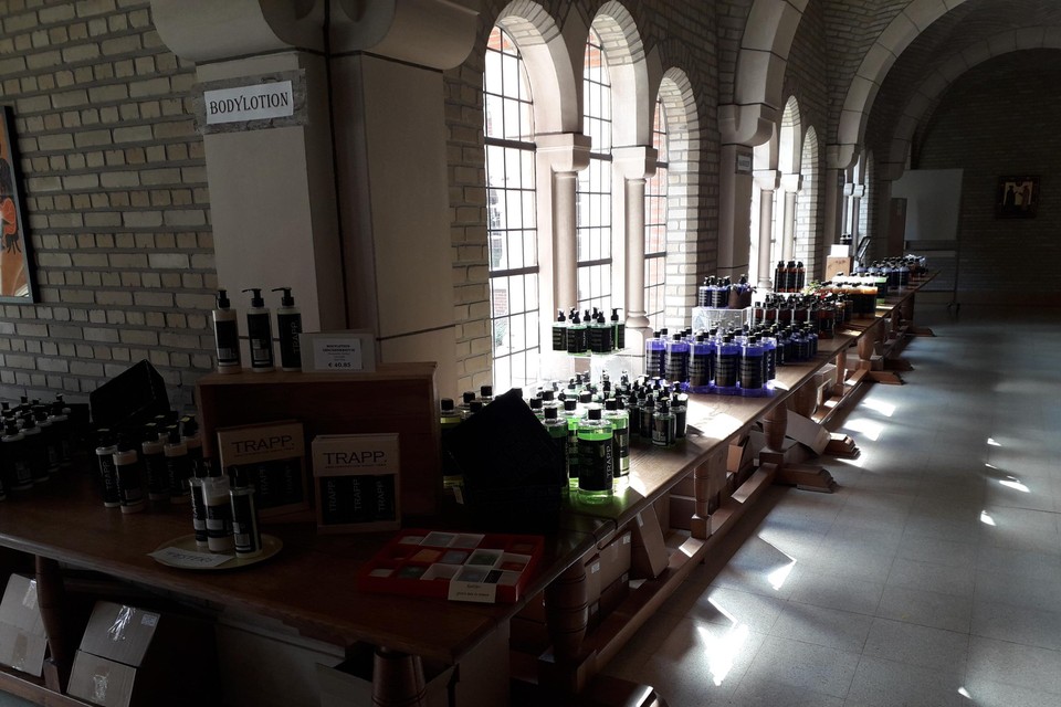 De TRAPP-verzorgingsproducten, waaronder de beroemde biershampoo waren opnieuw erg in trek op de zomerwinkel in de abdij. 