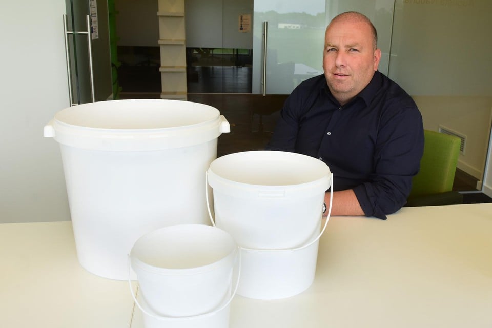 CEO Patrik De Cat: vanaf nu ook emmers in alle formaten.