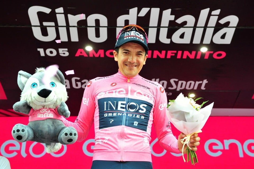 Carapaz begint aan de laatste Giro-week als leider. 