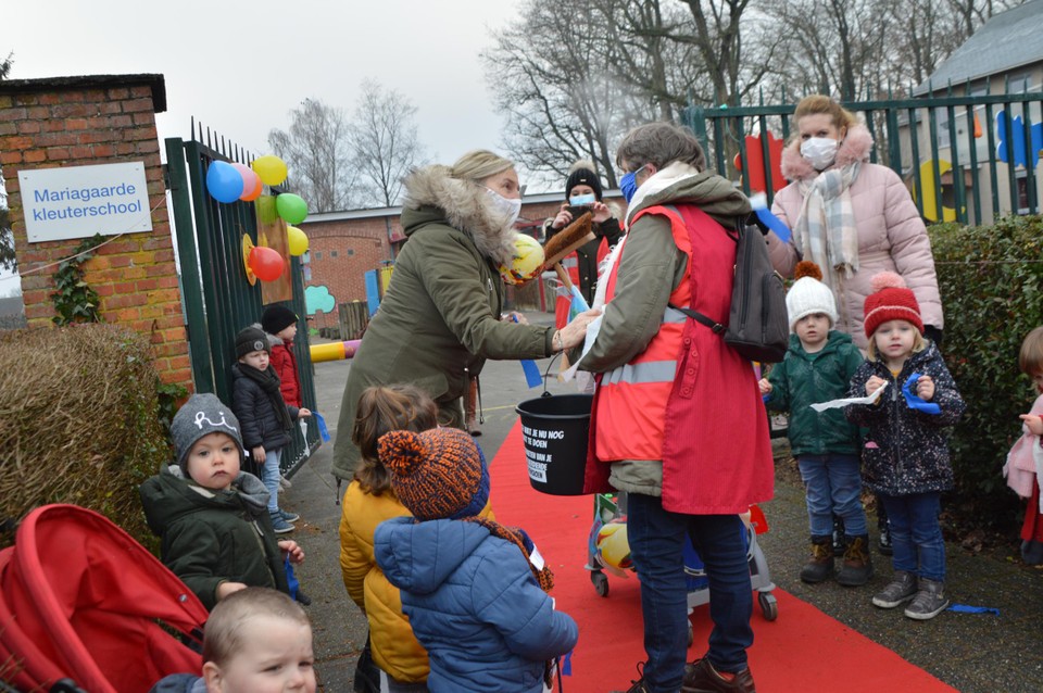 De school rolde de rode loper uit.