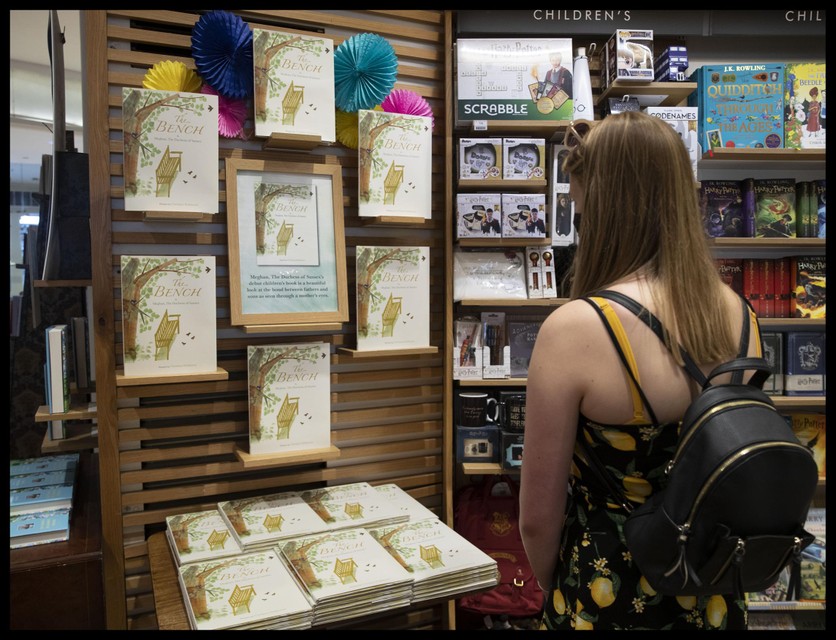 in de boekhandel