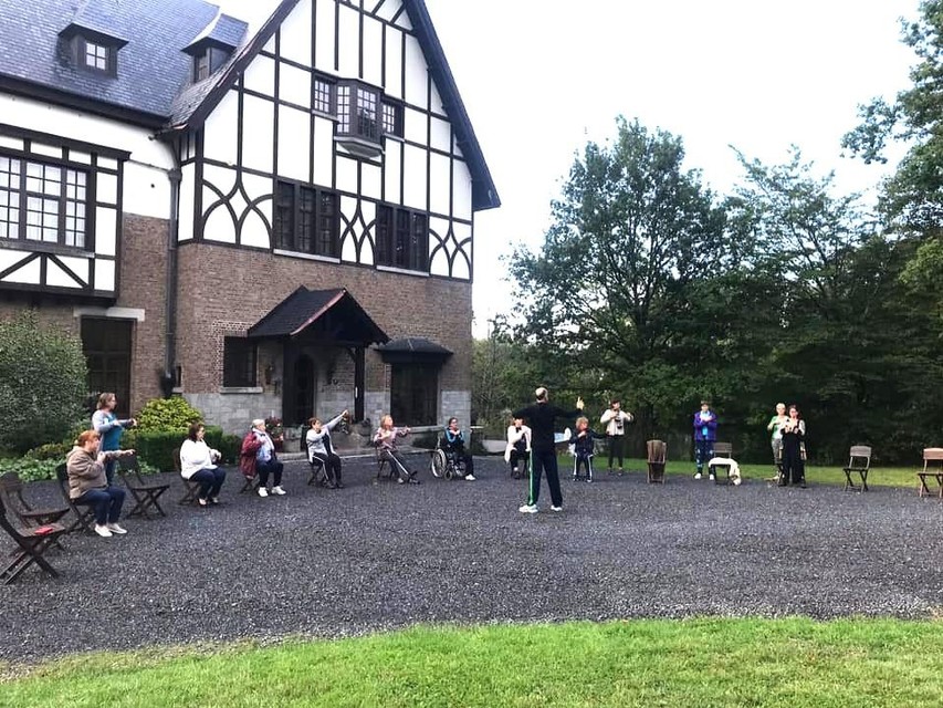 Lichaamsoefeningen voor chronisch zieken.  