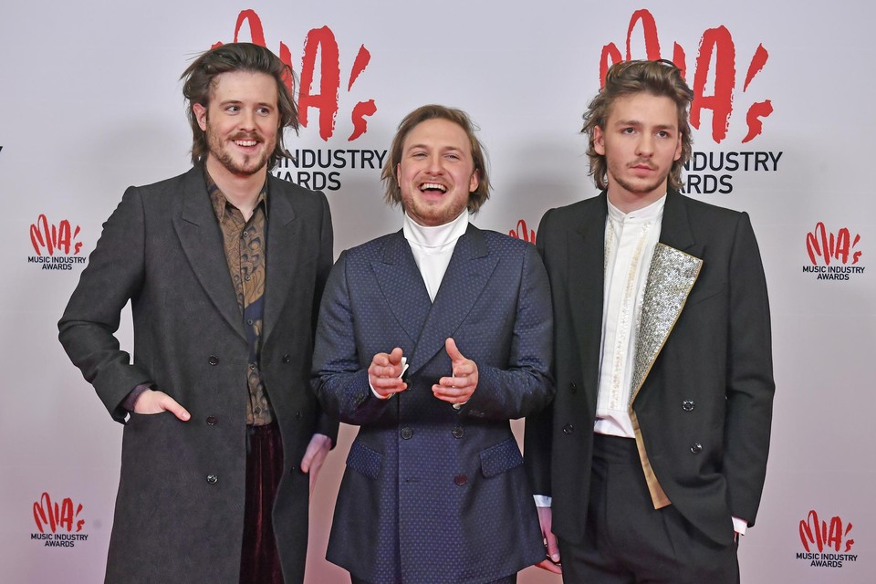 Bazart, met Mathieu Terryn (l.), op de uitreiking van de MIA’s.