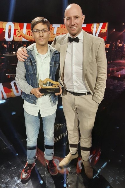 Met Tim Matthys op de foto tijdens het event van de Gouden Schoen, net zoals Gilian afkomstig uit Zottegem
