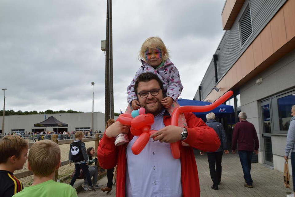 Schepen Joris Geens tijdens een vorige Zandrock for Kids.
