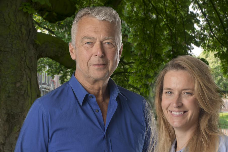 Derk Bolt  en Jetske van den Elsen van ‘Spoorloos’ .  