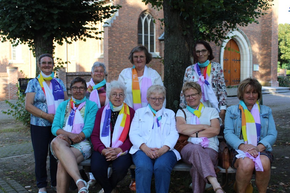 Negen van de elf bestuursleden van Ferm Meerhout-Zittaart. Magda Melis en Francine Leuse ontbreken op de foto