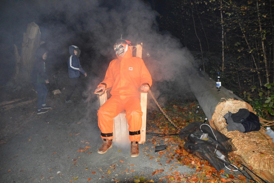 Het enge bos was echt wel heel eng.