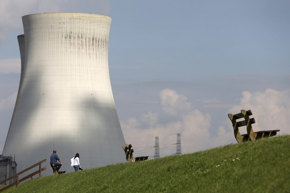 Omdat volgende maand in ons land bijna alle kernreactoren stilliggen, dreigt er stroomtekort. Al is die kans intussen kleiner geworden. 