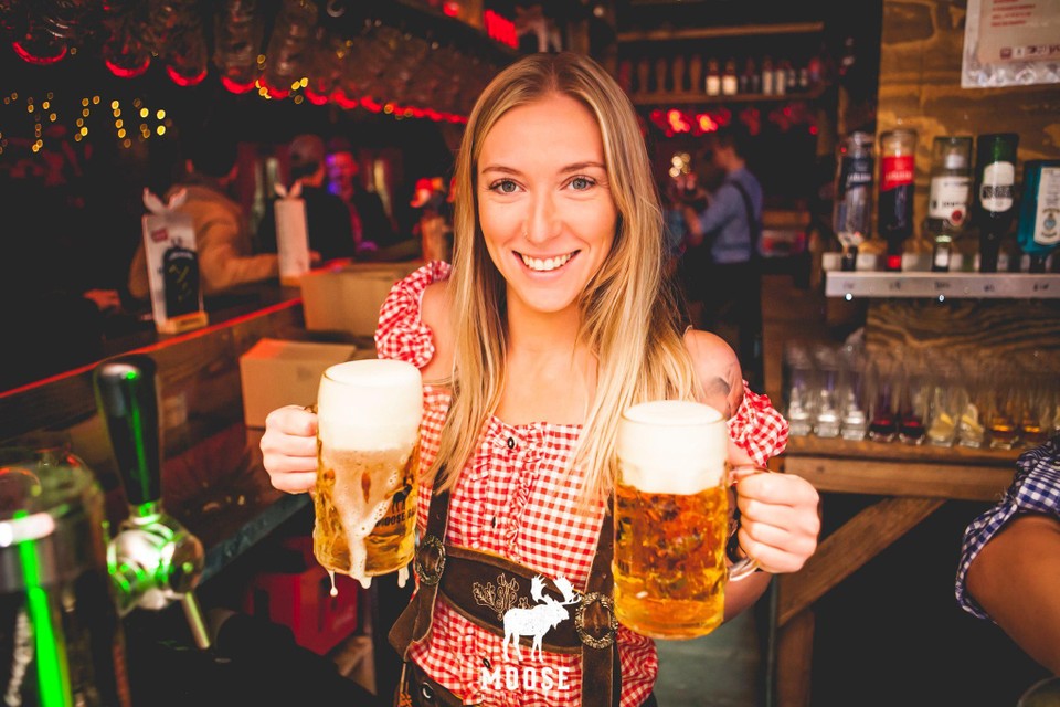Fans van de Moose Bar weten wat ze mogen verwachten in deze après-ski-hut in de Kempen.