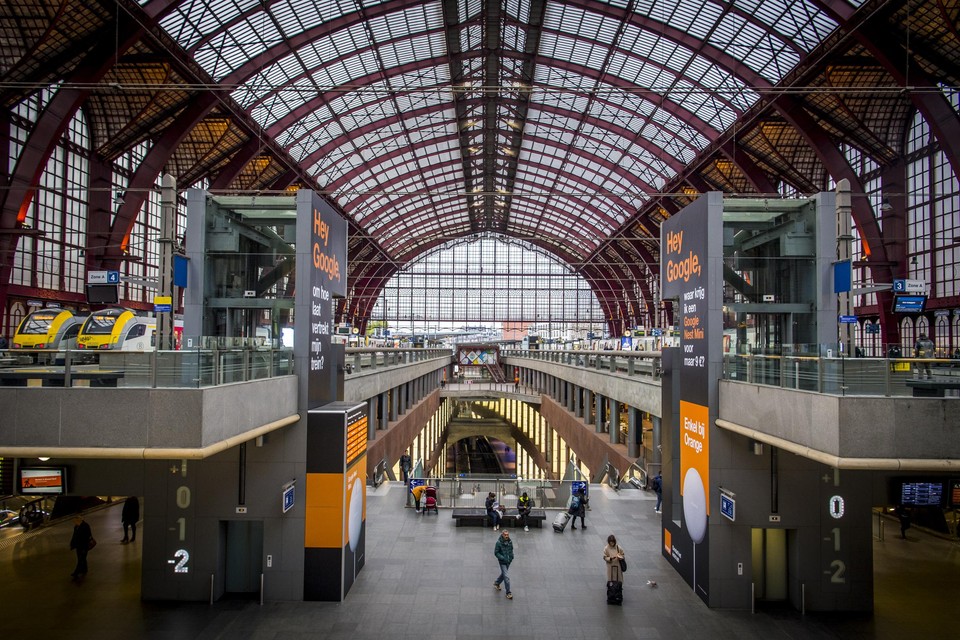 Het station Antwerpen-Centraal. 