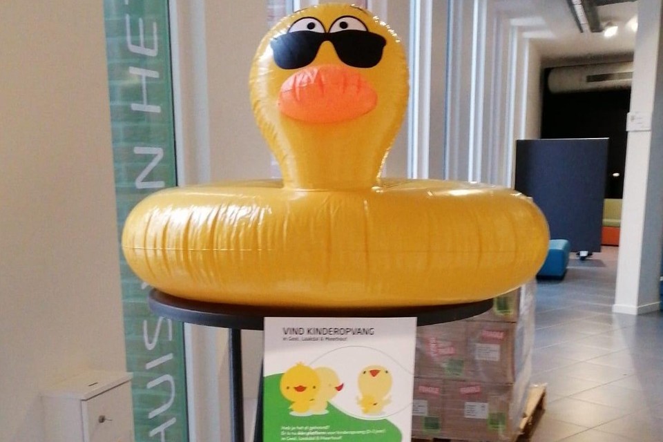 Gele eendjes zijn de mascotte van het nieuwe online platform rond kinderopvang.