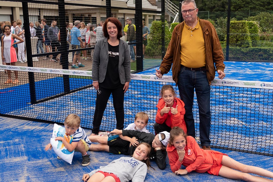 In het voorjaar van 2018 werden in sportcentrum Gym de eerste twee Schotense padelbanen officieel geopend. Dat gebeurde door schepen van Communicatie Iefke Hendrickx (N-VA), Frank Muts van Tennis Vlaanderen en Frank Meersmans, voorzitter van Gym, dat investeerde in de nieuwe sportinfrastructuur.