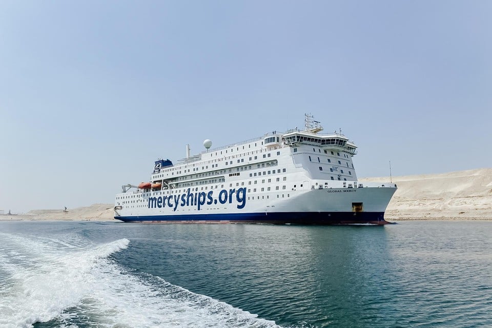 Op 8 september voer de Global Mercy nog door het Suezkanaal. Nu ligt het voor de Belgische kust voor anker. Zondagochtend vertrekt het naar Antwerpen 